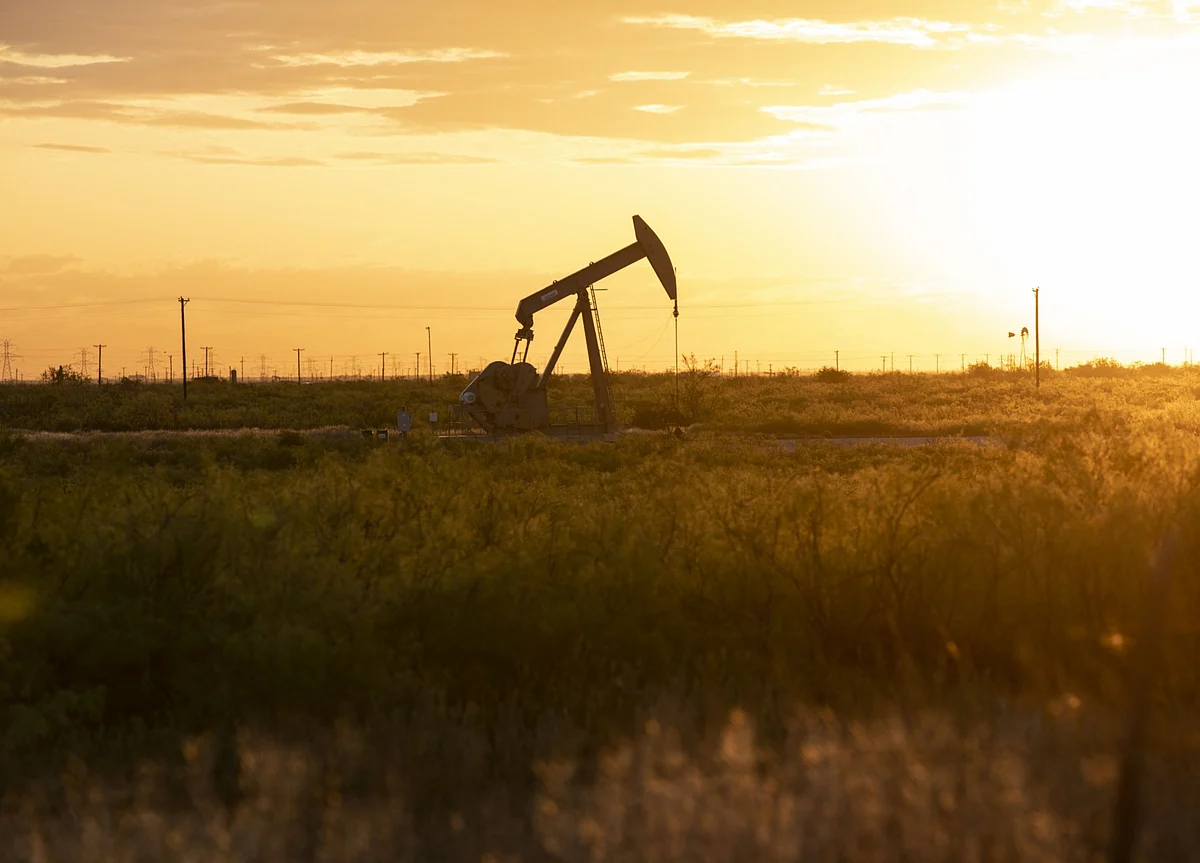 The Next Chapter of the Oil Crisis: The Industry Shuts Down