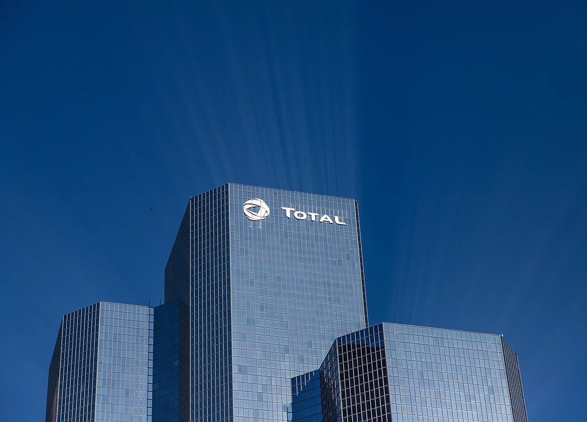 French Firm Total’s Arm Invests Rs 3,707 Crore In Joint Venture With Adani