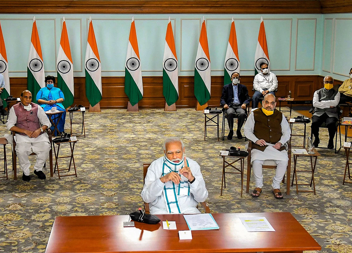 India’s Modi Says Need to Focus on Economy While Fighting Virus