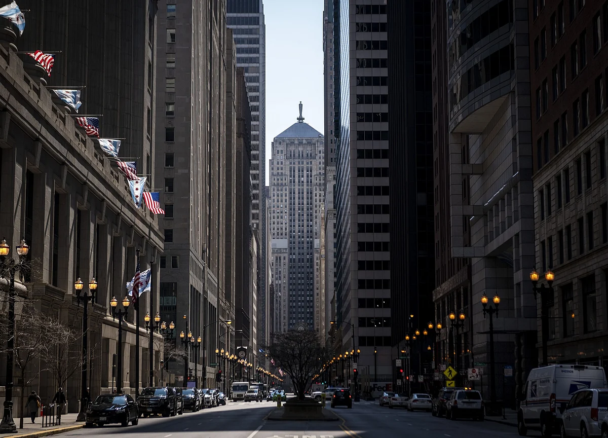 Chicago, Seattle Mayors Call for More Federal Virus Aid