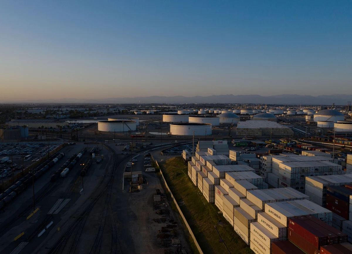 What an Oil ETF Has to Do With Plunging Oil Prices