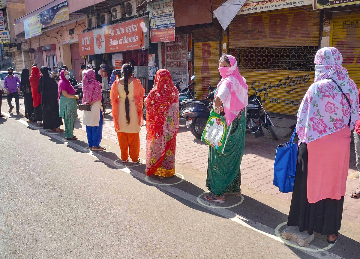 Coronavirus Lockdown: Banks To Start Cash Transfers To Jan Dhan Accounts Of Women On April 3