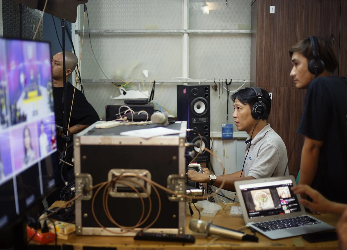 No Kissing, No Extras: How to Make TV in the Age of the Virus