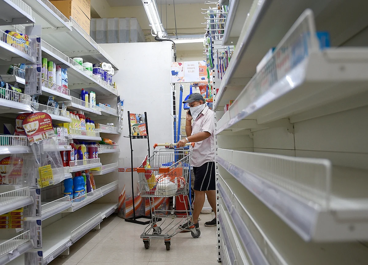 Supermarket Billionaire’s Wealth Surges Amid India Lockdown