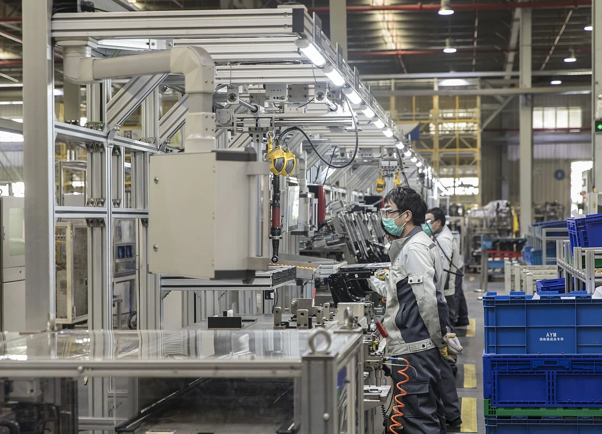 China’s Second-Quarter Rebound Already Losing Steam, Data Show