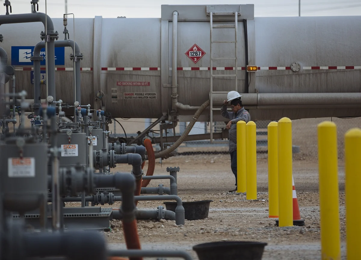 Historic Oil Rout Breaks Shale, Trump’s Energy Dominance