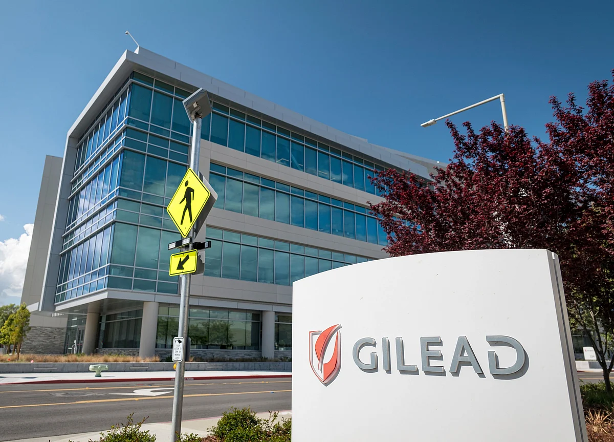 FDA Moving at ‘Lightning Speed’ on Gilead Drug, Commissioner Says