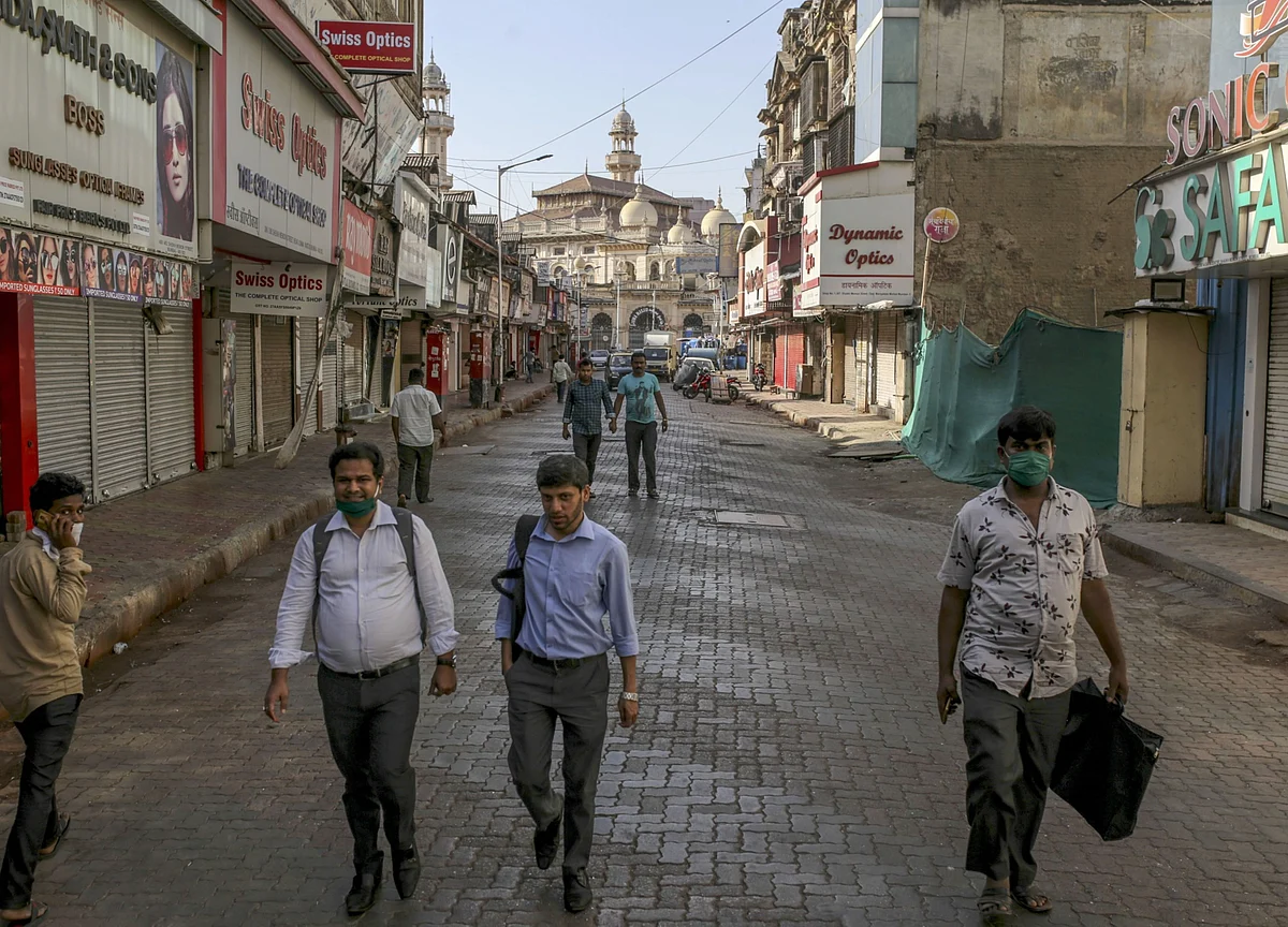 India Allows Some Shops Selling Non-Essential Goods To Open From Saturday