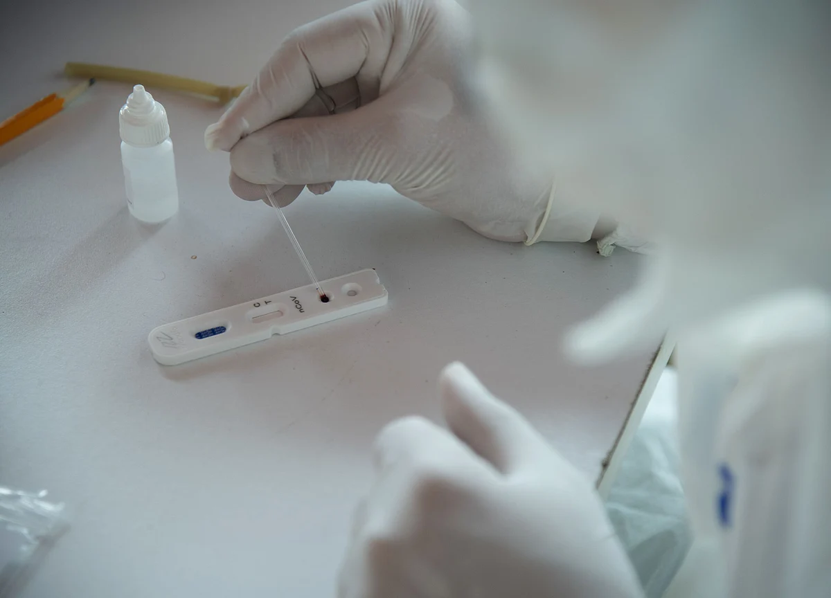 Fewer Deaths in N.Y., Italy; New U.S. Cases Slow: Virus Update