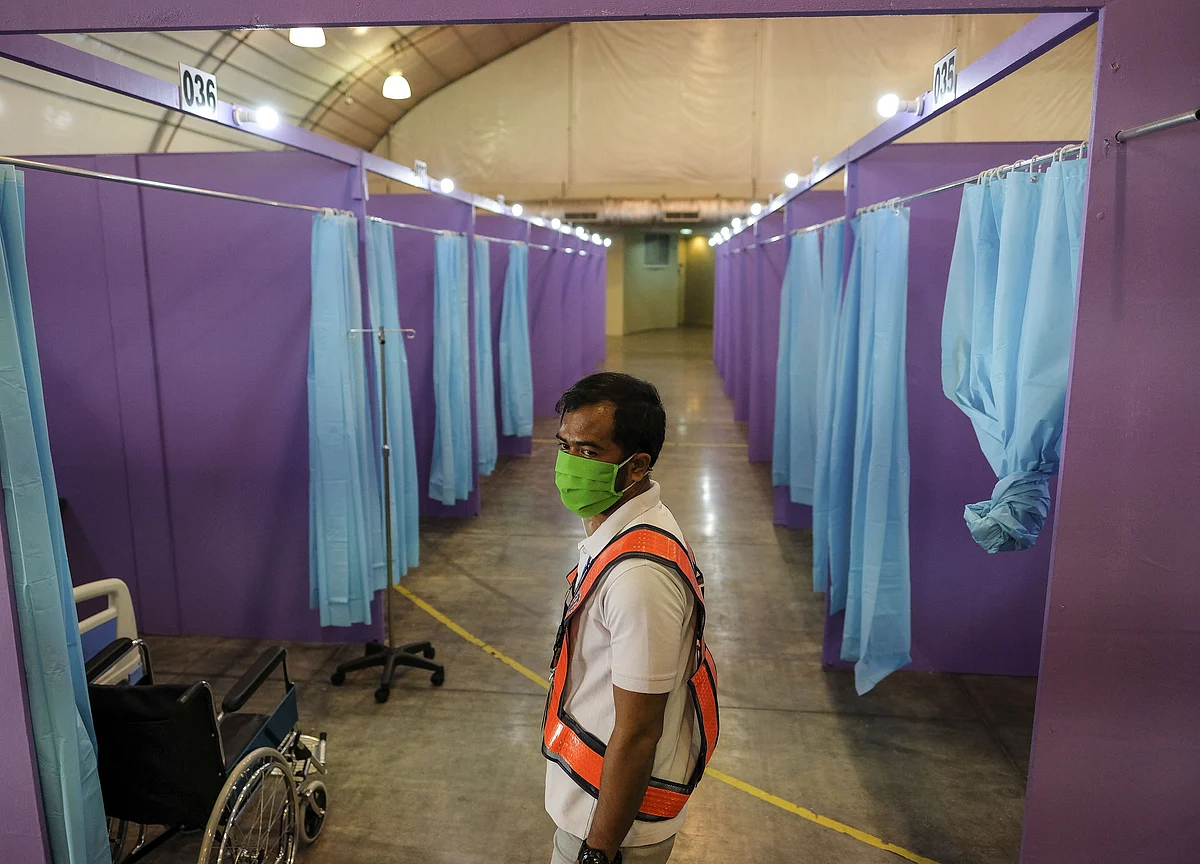 Supplier of World’s Nurses Struggles to Fight Virus at Home