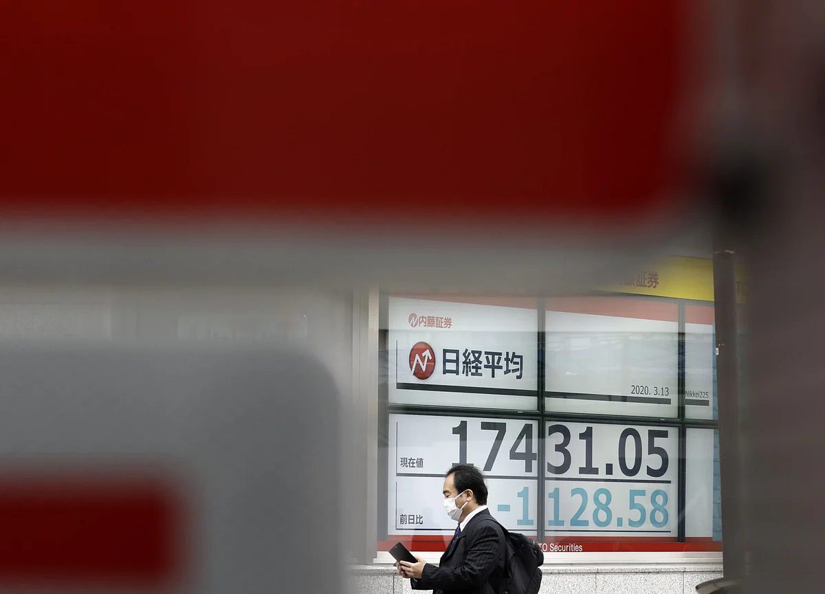 S&P 500 Extends Weekly Gain on Virus Treatment: Markets Wrap