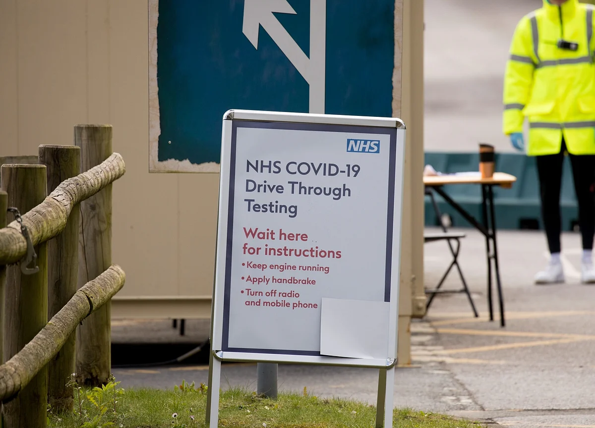 U.K. Pledges 100,000 Virus Tests a Day as Criticism Intensifies