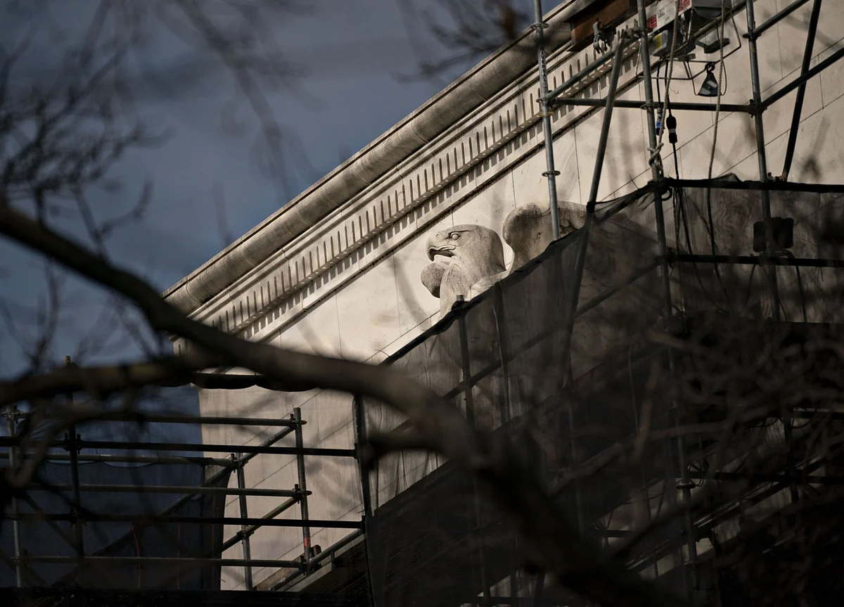 Fed Expands Muni-Debt Program to Cover Smaller Cities, Counties