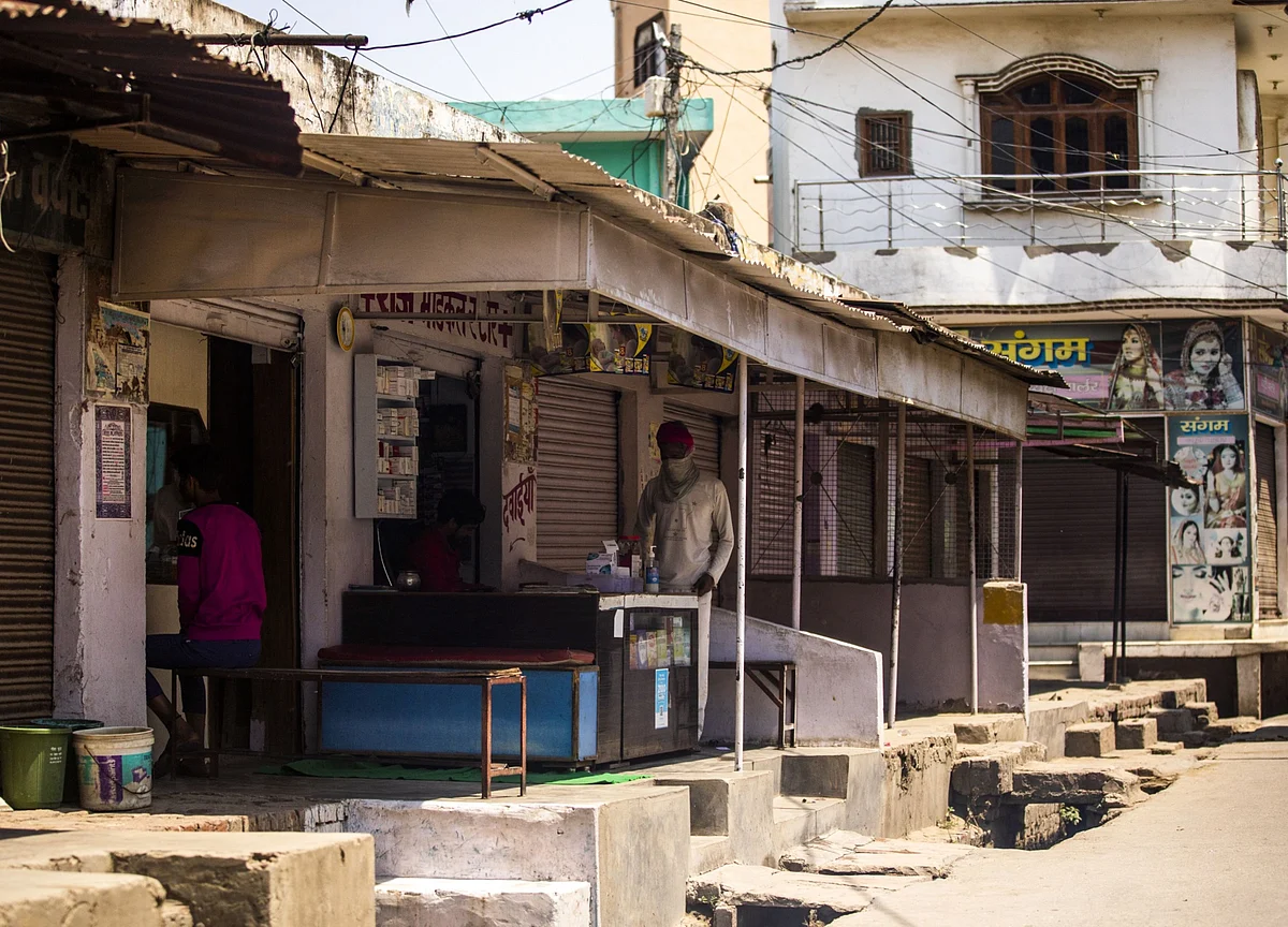 Calls for India Fiscal Aid Grow Louder as Industry Struggles