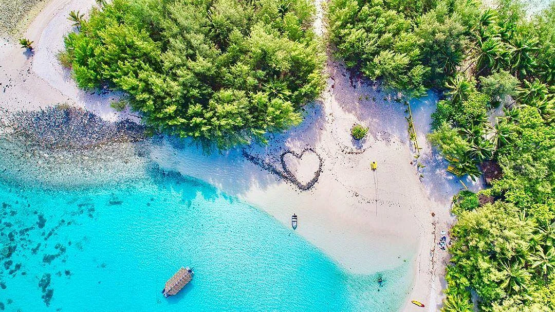 A Polynesian Paradise Sacrificed Its Economy to Stay Virus-Free