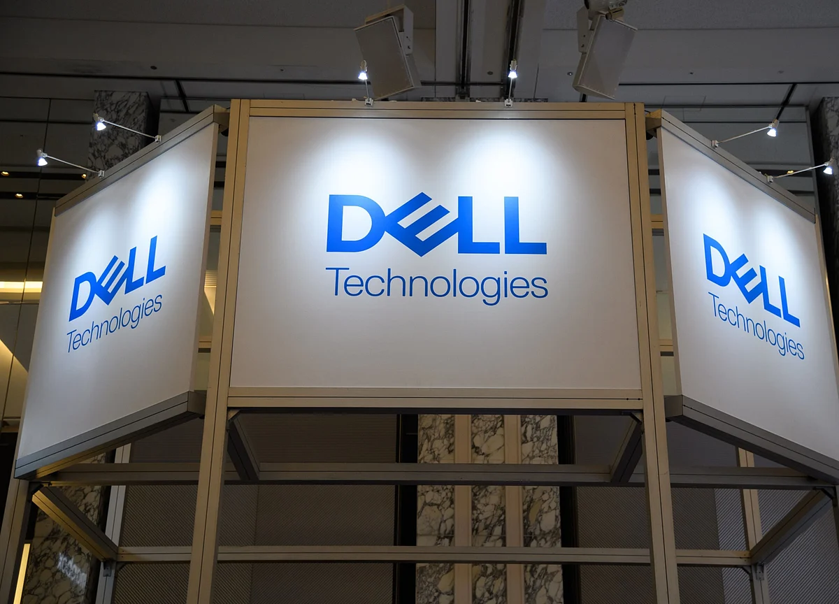 Dell Halts 401(k) Matching, Pay Raises, Hiring to Preserve Cash
