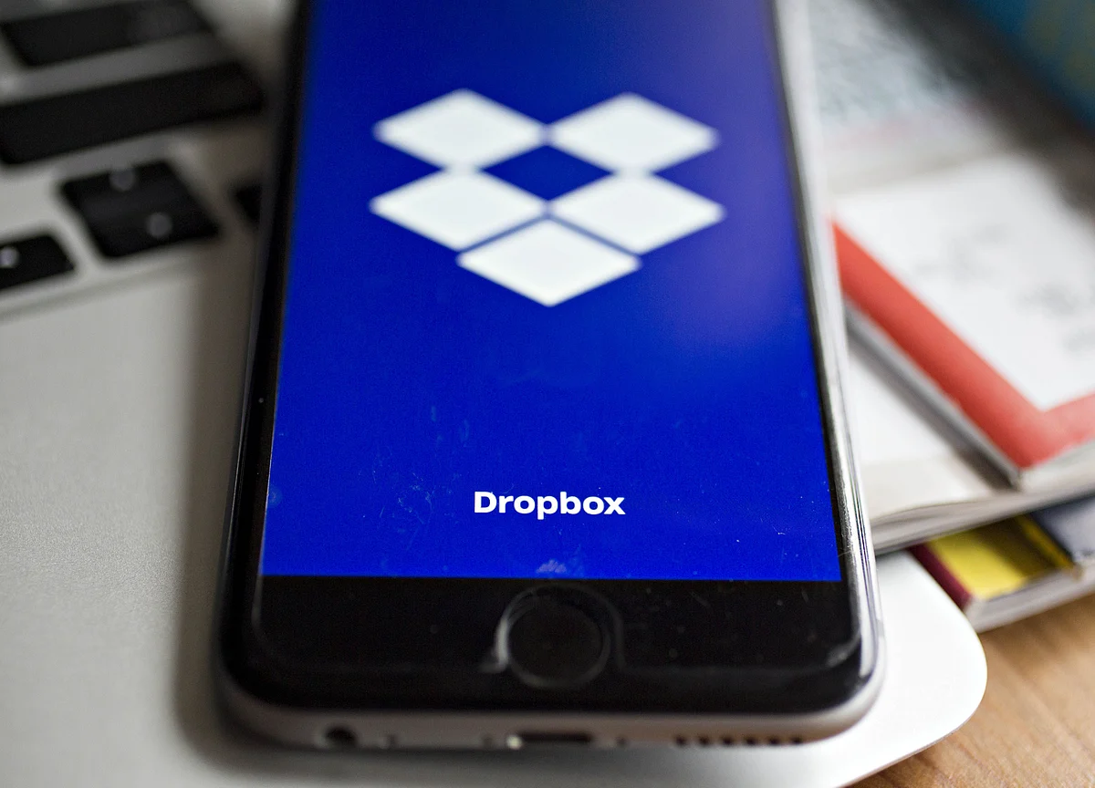 Dropbox Posts First Net Income on Rising Cloud-Software Demand