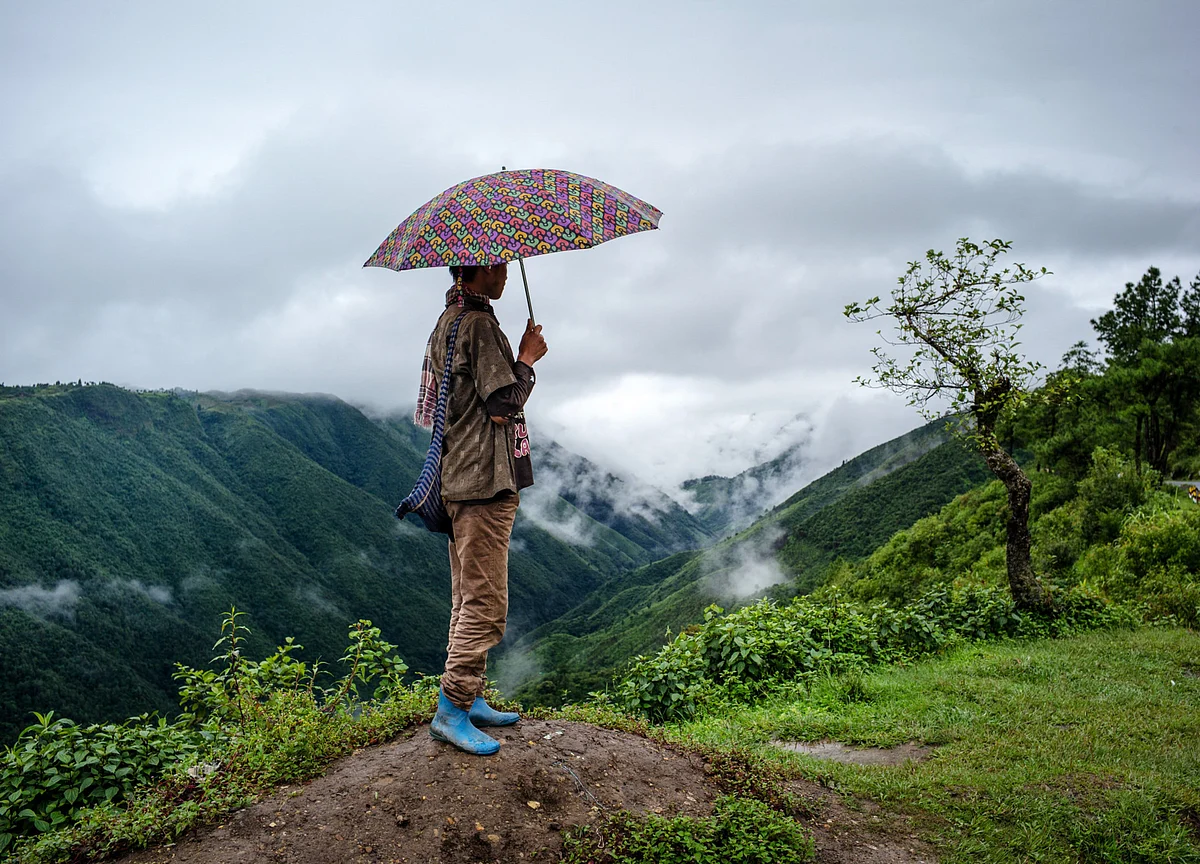 Bountiful Monsoon Rains Seen Mitigating India’s Economic Woes