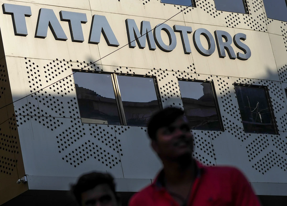 Jaguar Land Rover Owner’s India Business Has No Value, CLSA Says
