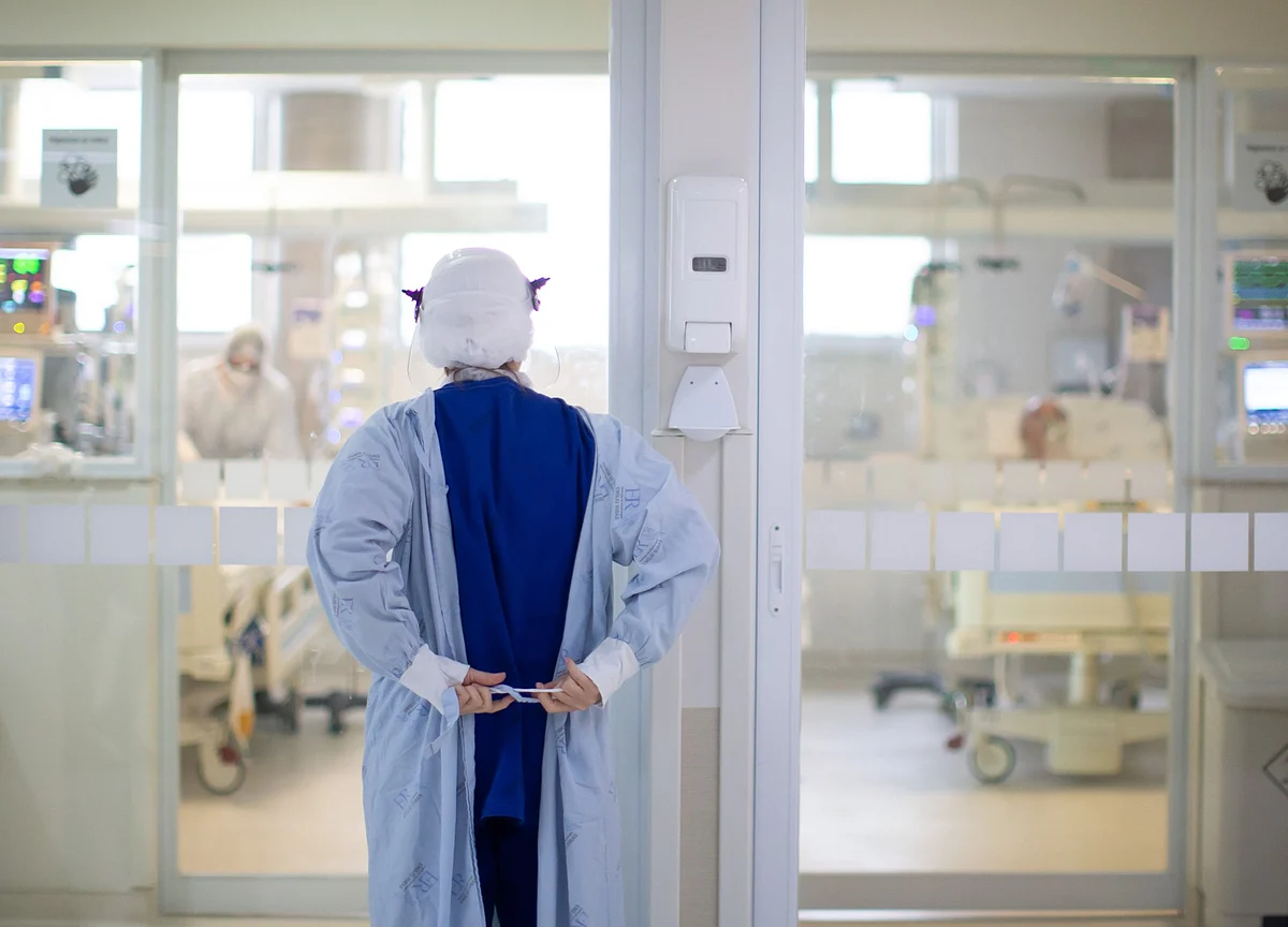 U.S. Cases Slow; Disney Starts to Open in Florida: Virus Update