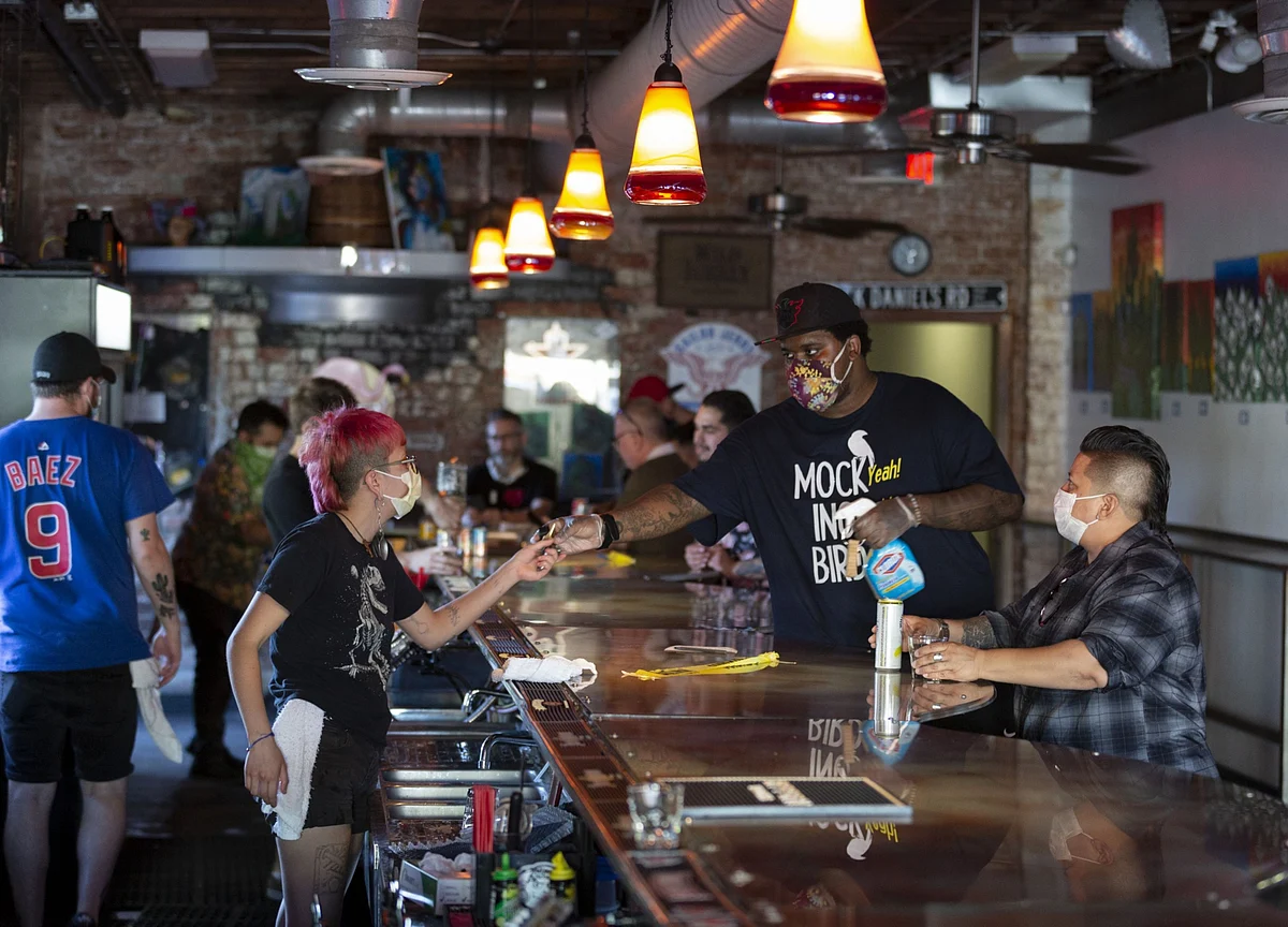 One-Quarter of American Restaurants Won’t Reopen, OpenTable Says