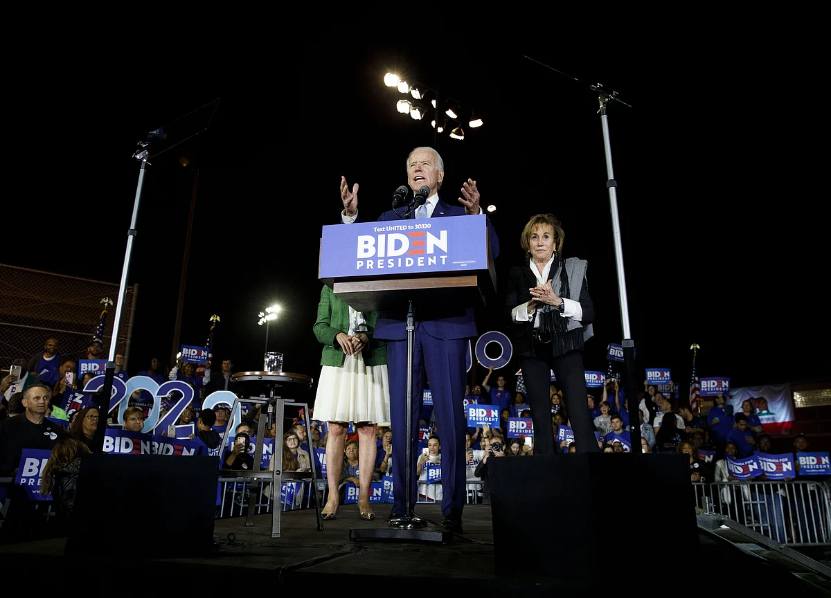 Biden, Warren Slam Trump’s Weak Coronavirus Stimulus Oversight