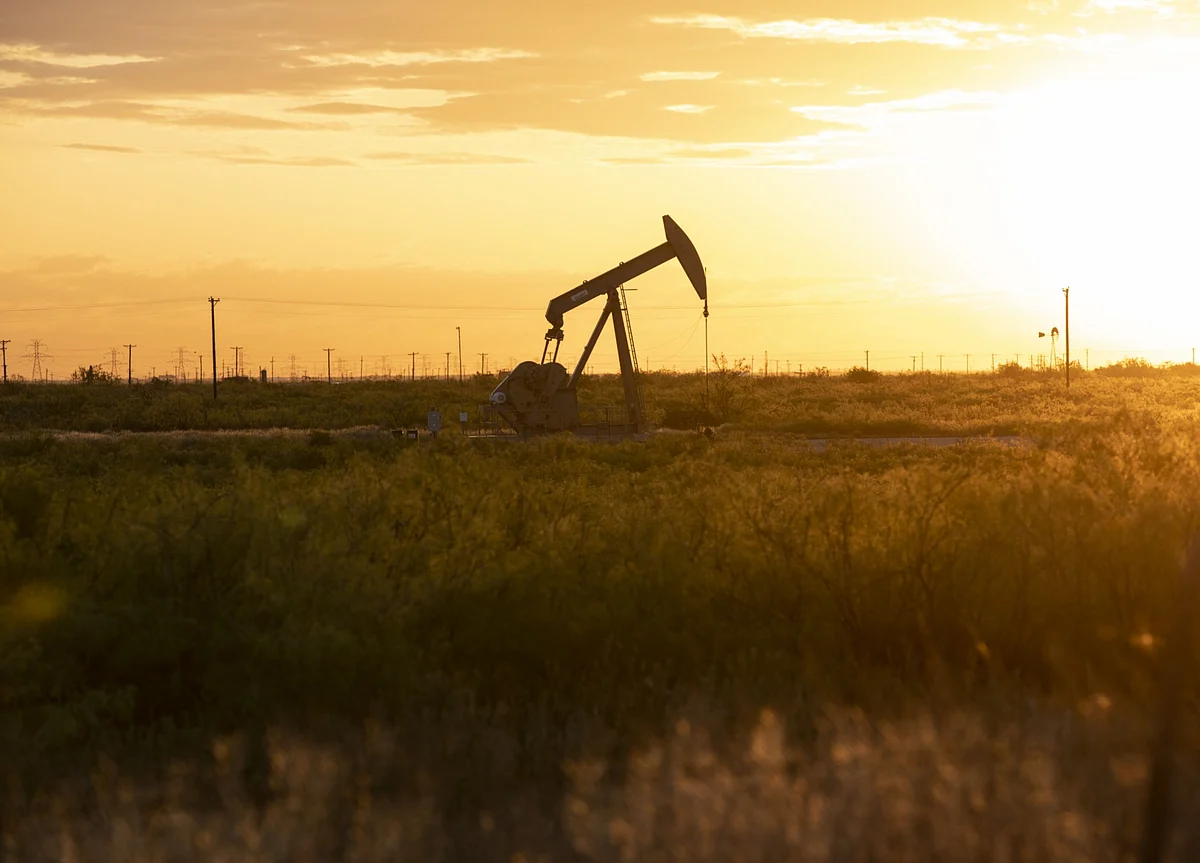 Fed Changes Open Door for More Drillers to Get Loans