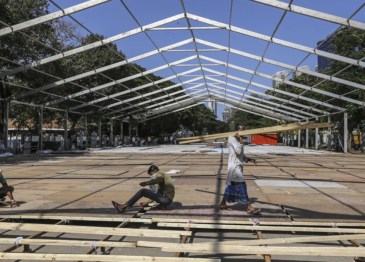 Mumbai Prepares For Virus Peak With Beds in Parks to Planetarium