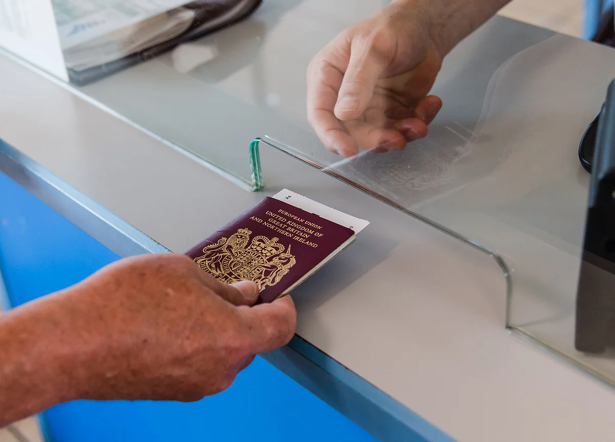 EU Threatens U.K. With Lawsuit Over Free Movement of People