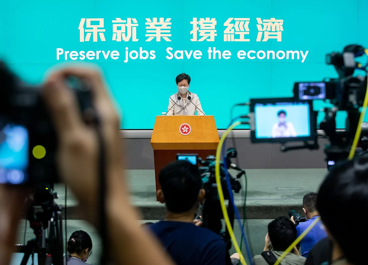 Hong Kong’s Lam Denies Political Aim in Extending Crowd Ban