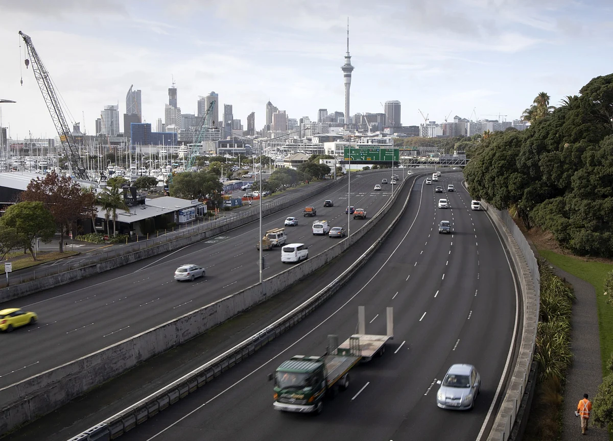 New Zealand’s Jobless Rate Rises As Virus Starts to Impede Economy