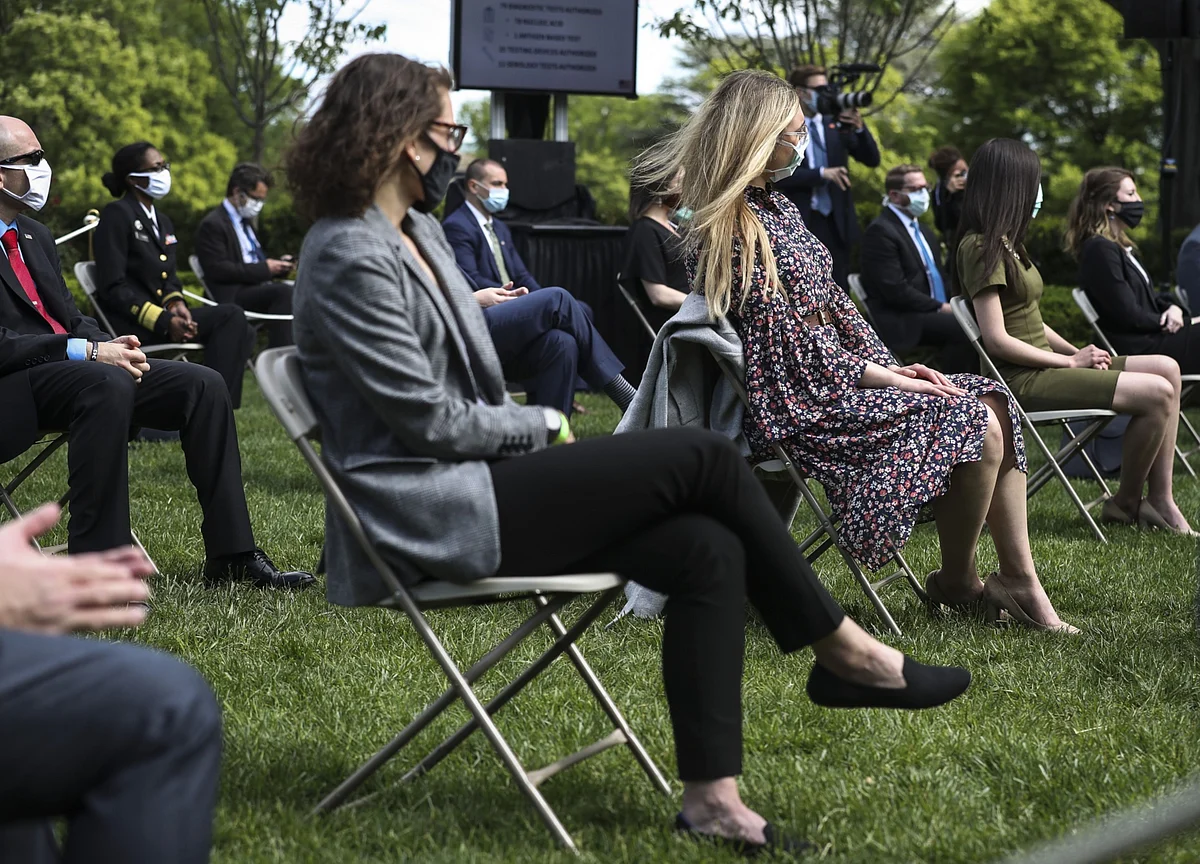 Trump Says He Ordered Staff to Wear Masks After Aide Infected