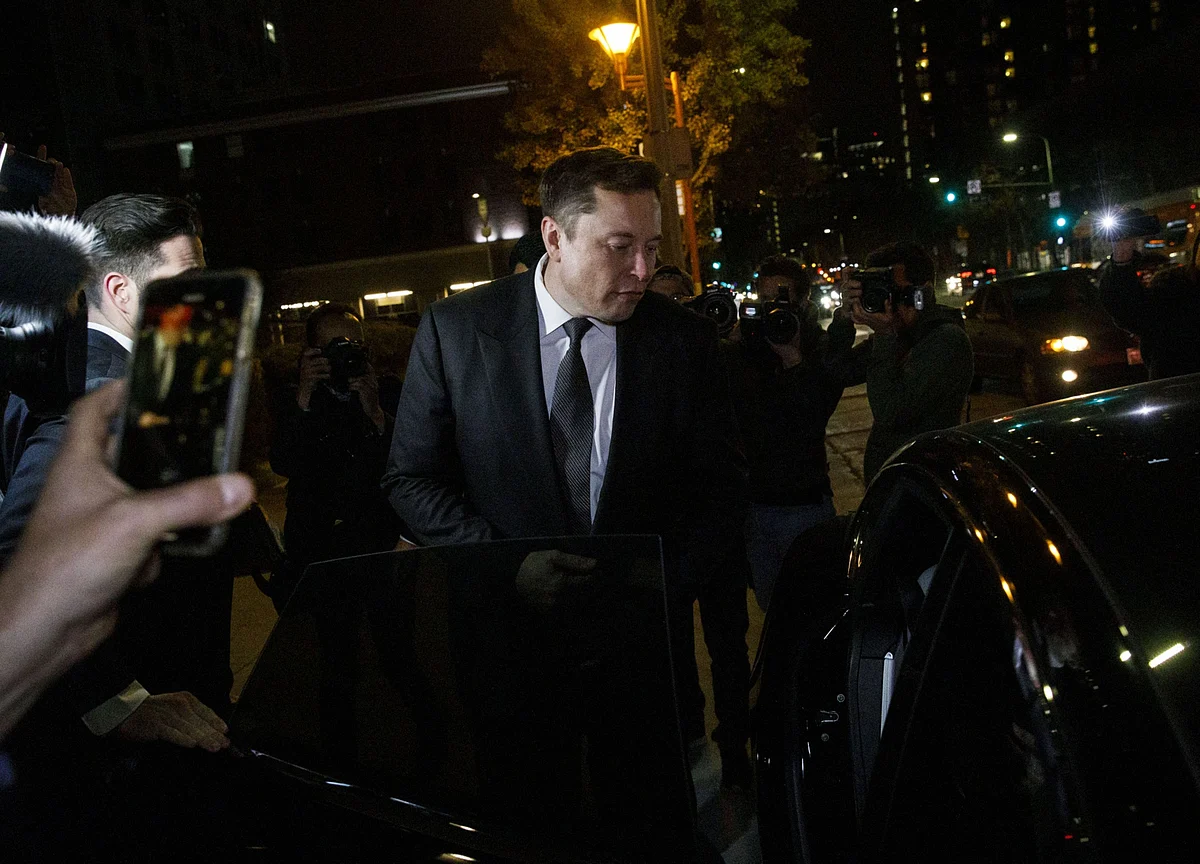 Tesla Shareholder Wants Musk to Drop His Disdain for Advertising