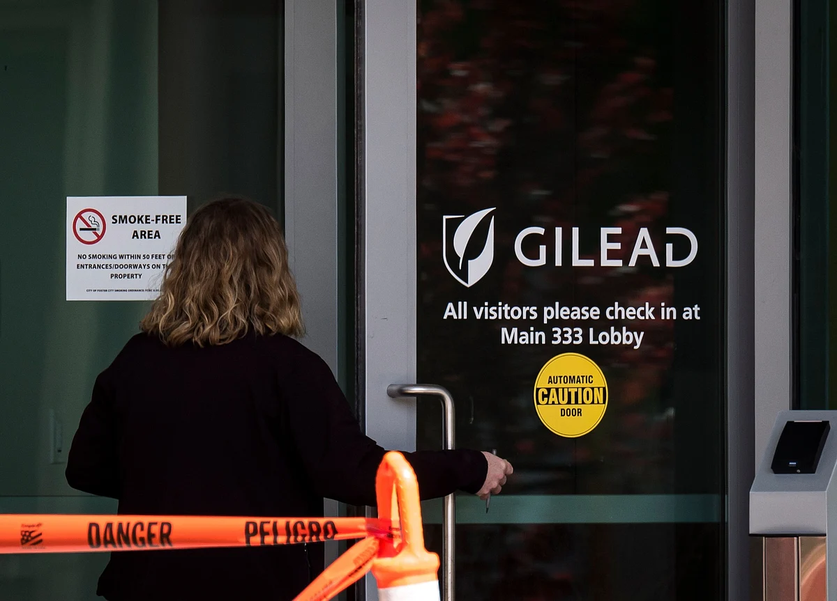 First Copies of Gilead Virus Drug to Start Selling in Bangladesh