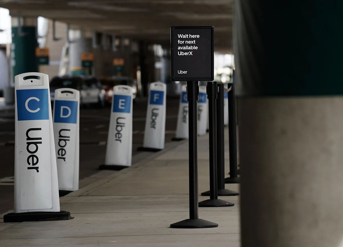 Uber Budges, a Bit, on Virus Sick Pay for California Drivers