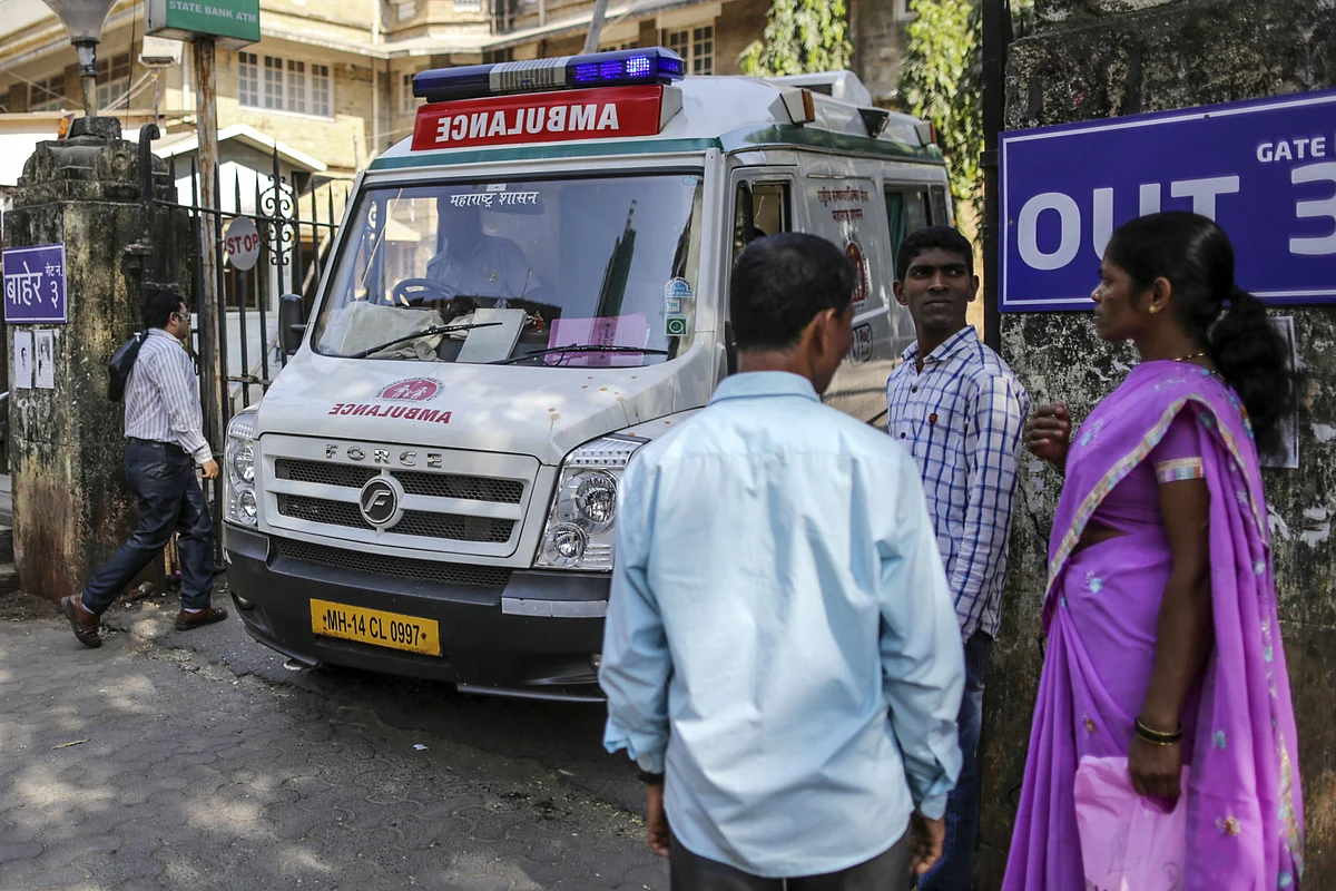 Bodies Left on Hospital Beds as Virus Overwhelms Mumbai