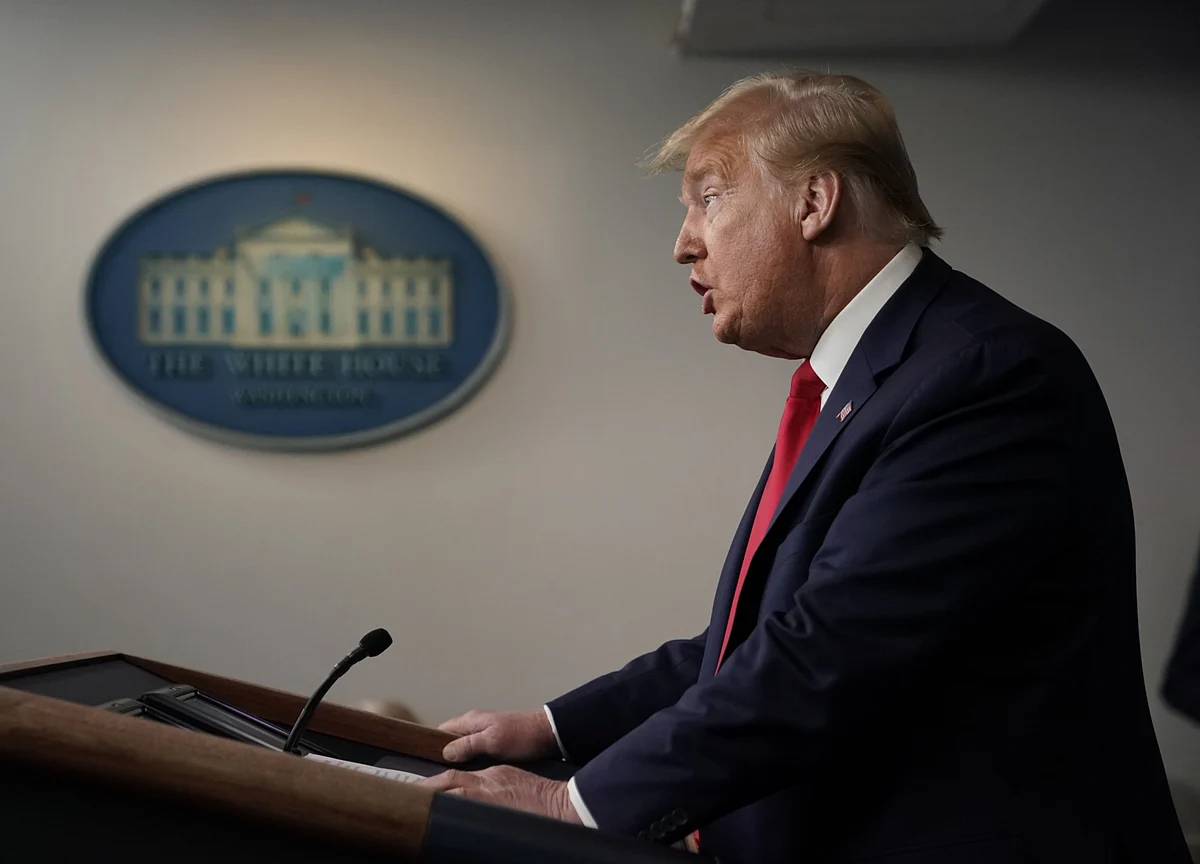 Trump Demands States Let Places of Faith Open, Chafing at Limits