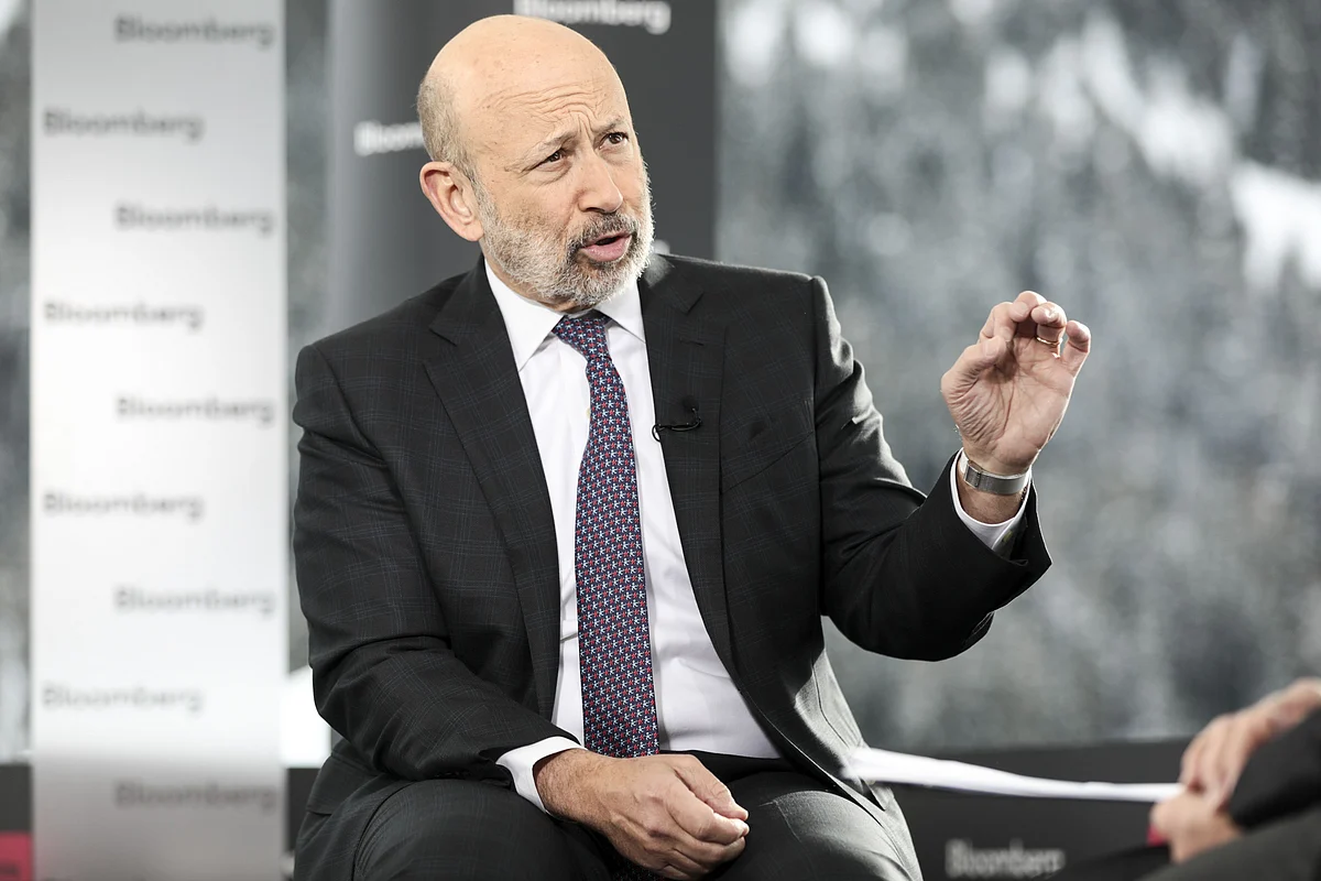 Neel Kashkari Questions Lloyd Blankfein’s Virus Lockdown Stance
