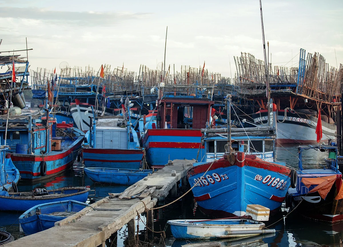 Vietnam Rejects China’s South China Sea Fishing Ban