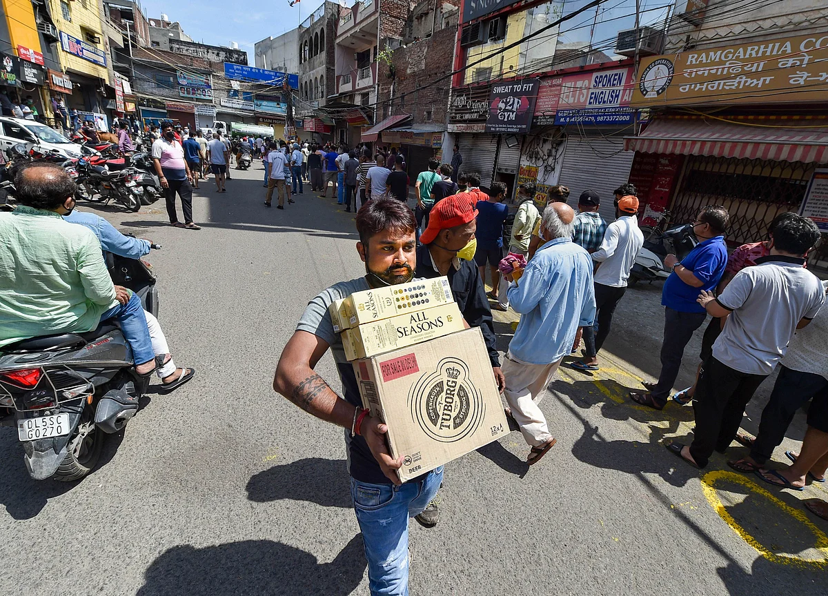 Delhi Government Issues 4.75 Lakh E-Tokens For Purchase Of Liquor