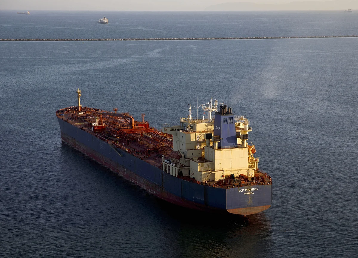 Oil Extends Recovery on Optimism Supply Cuts Will Trim Glut