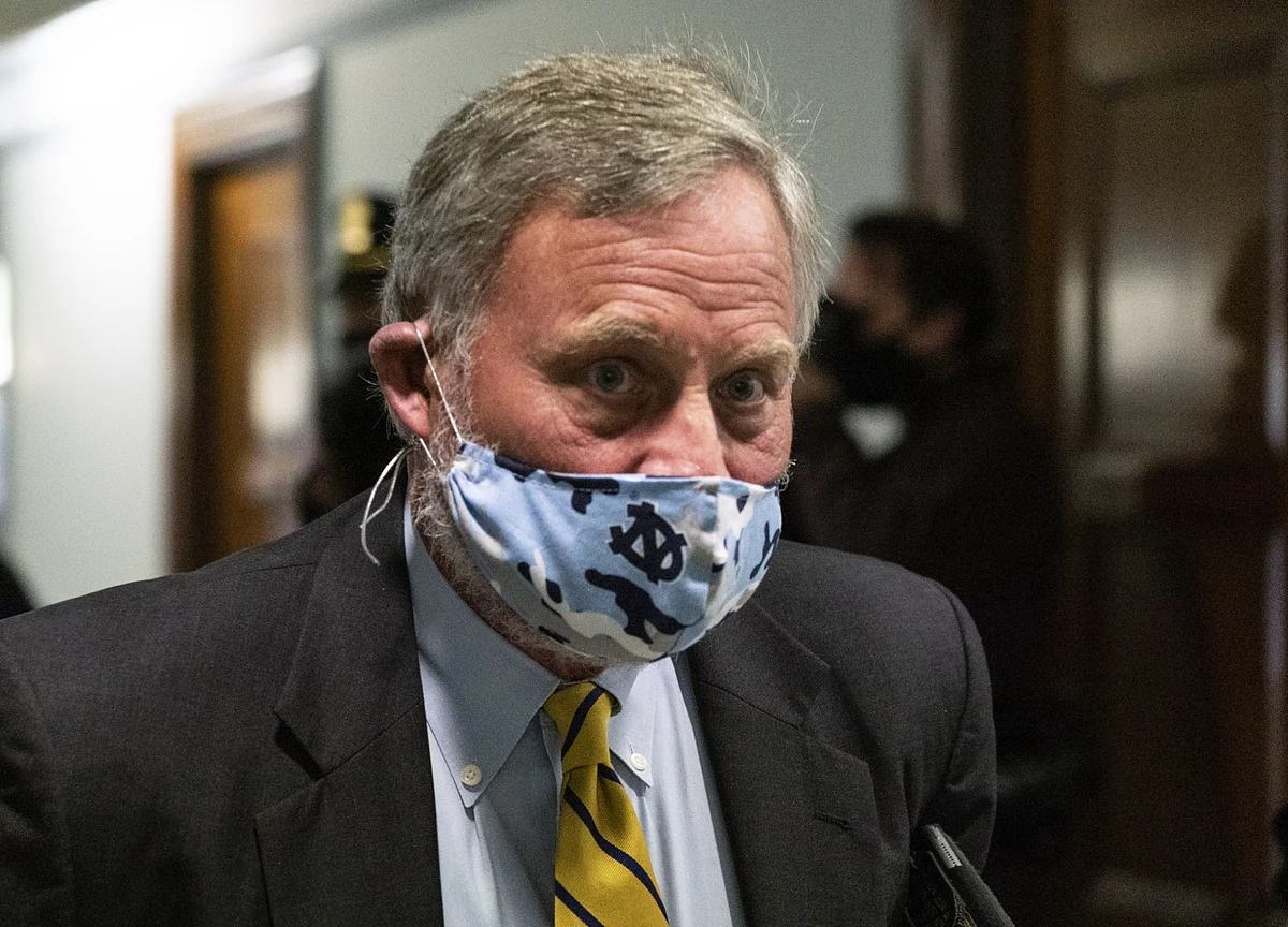 Burr Stepping Down as Chair of Intelligence Panel Amid Probe