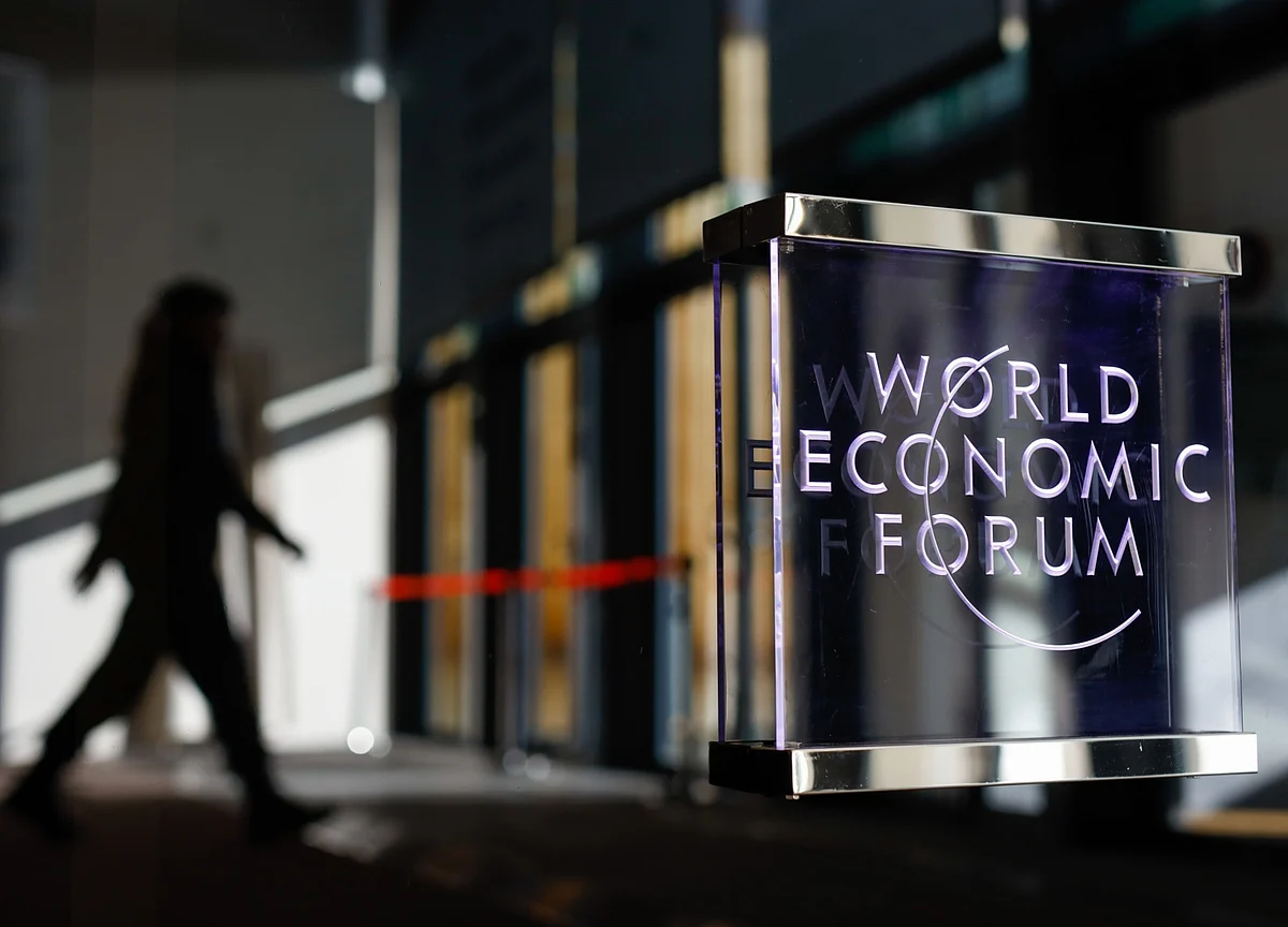 Global Downturn Risks Becoming Prolonged Recession, WEF Says