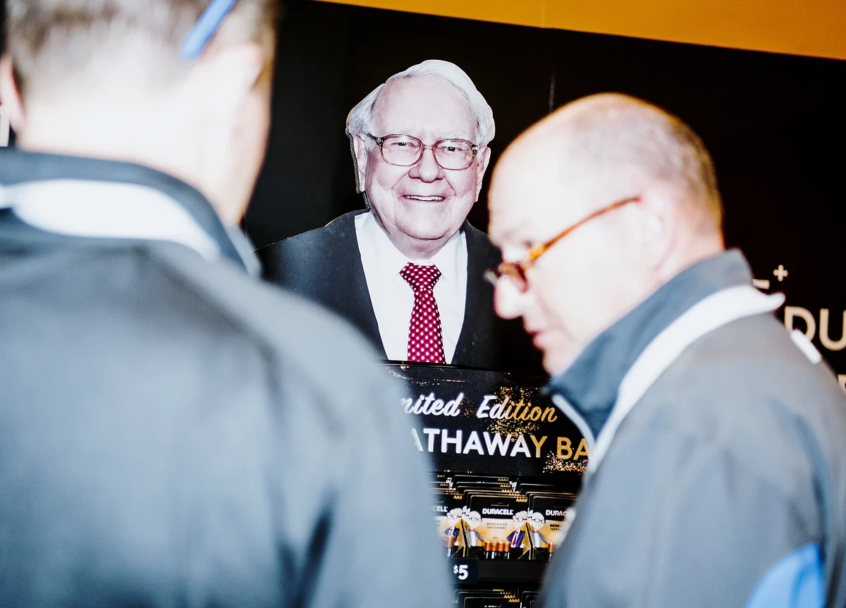 Live From Omaha, It’s Warren Buffett on Saturday Night
