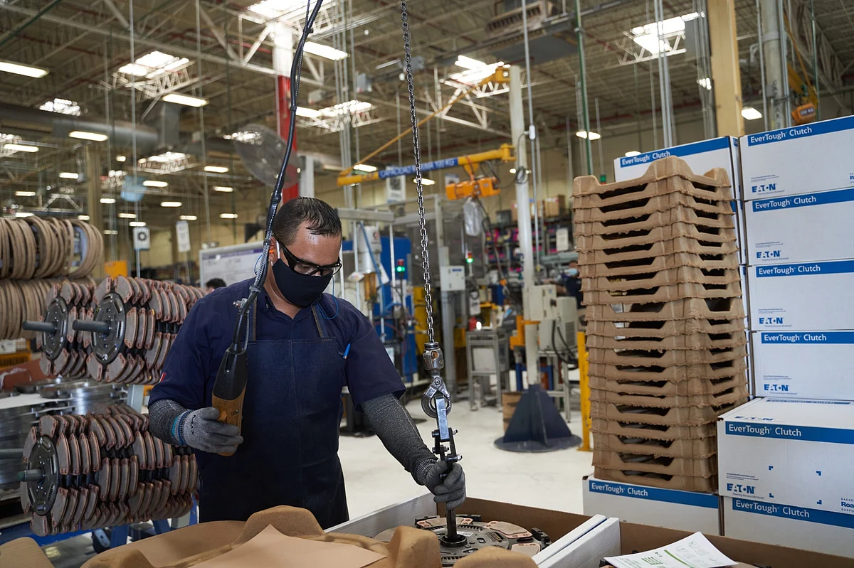 U.S. Manufacturing Stabilizing at Depressed Level, ISM Data Show