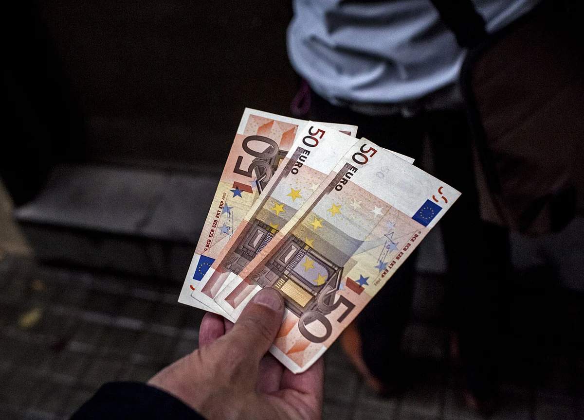 Spain Weighs Major Boost to $113 Billion Loan Guarantee Plan