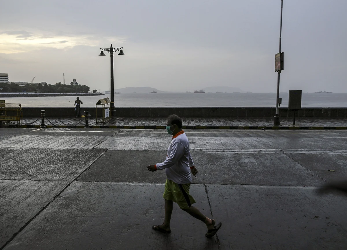Bond Veteran Makes Contrarian Bet India Yields Will Decline