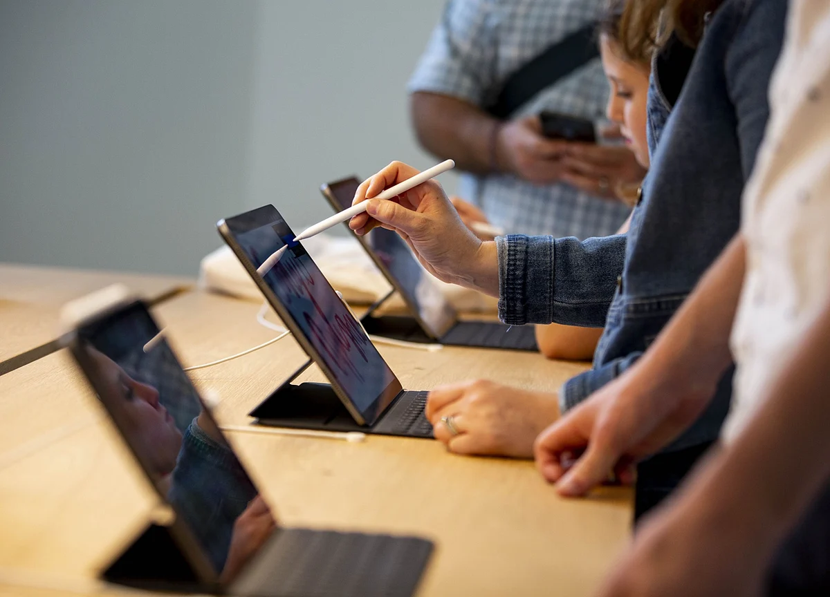 Apple Preparing Monthly iPad, Mac Payment Plans for Apple Card
