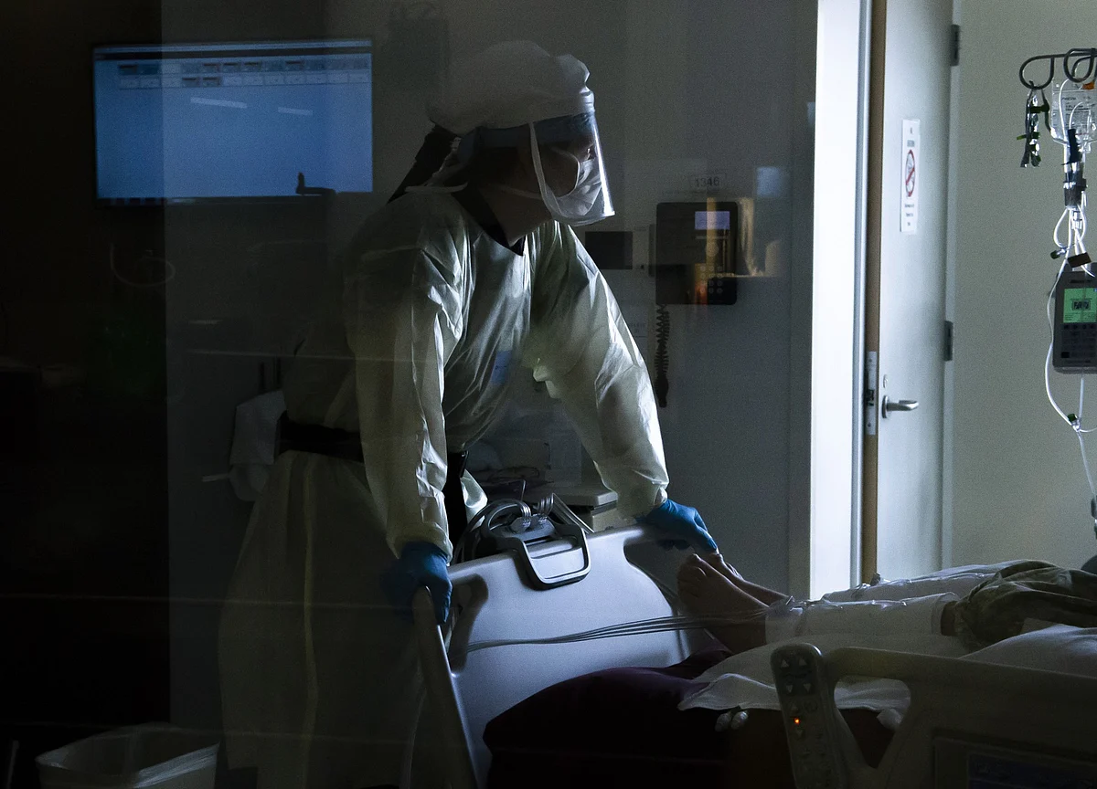 U.S. Cases Rise 1.2%; Florida’s Theme Parks Reopen: Virus Update