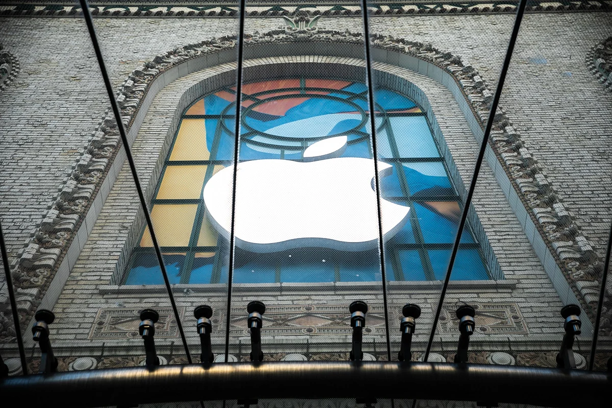 Thanks to Spotify, the Music Is Stopping for Apple